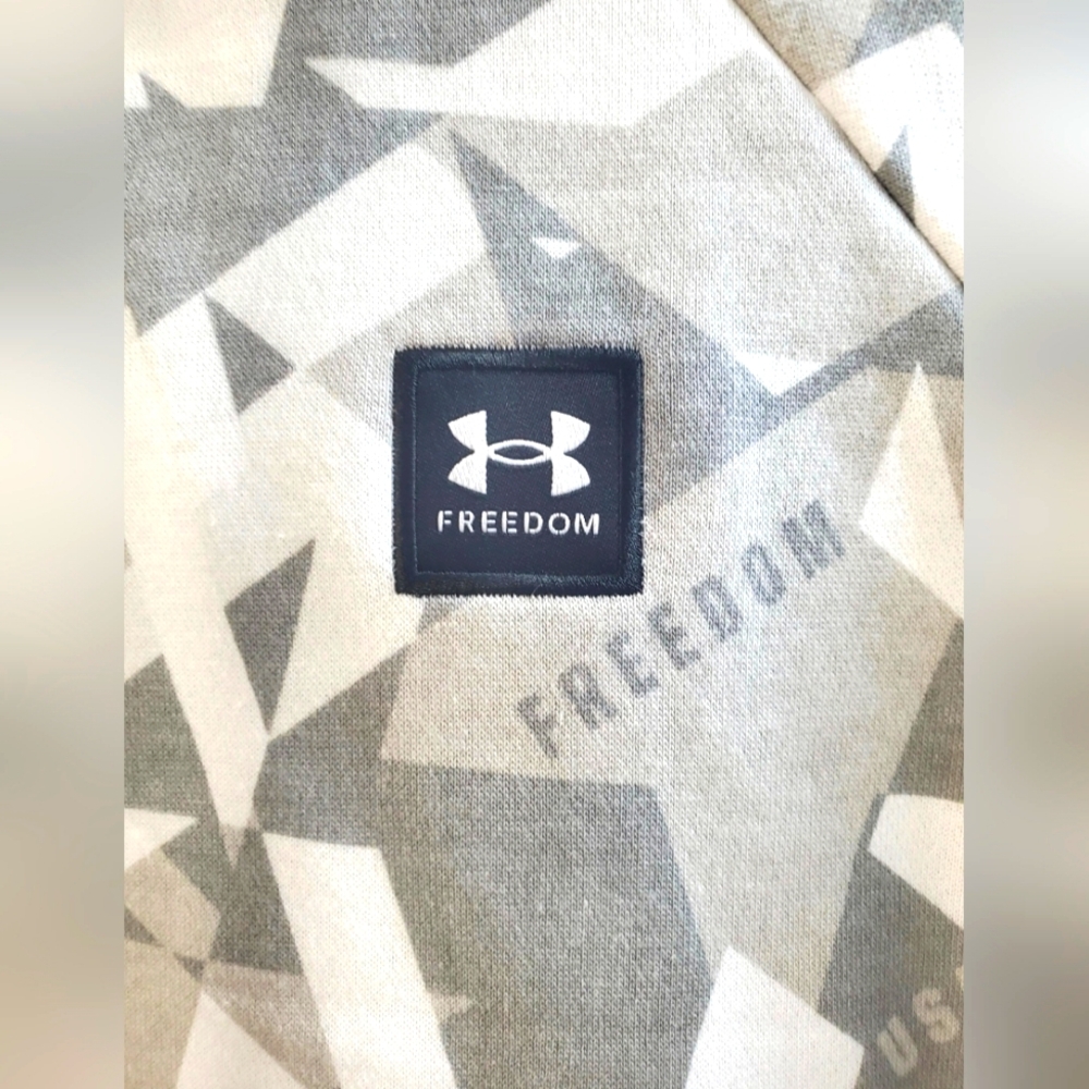 Under Armour Freedom Rival Hoodie - Picture 3 of 7
